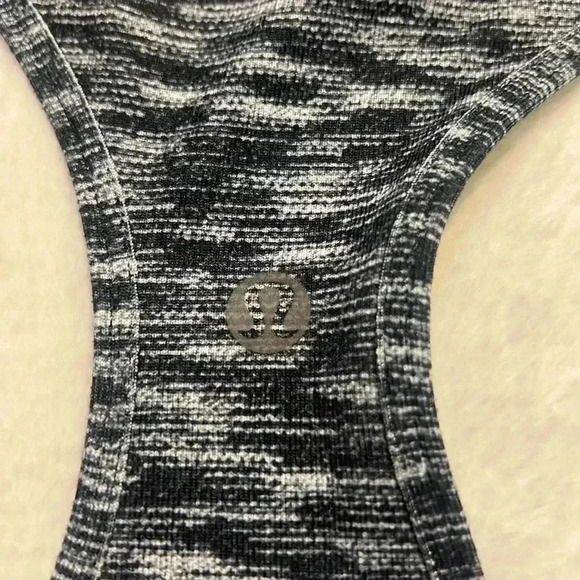 Lululemon Women’s Black & Gray Cool Racerback Athletic Top Sz. P2P 16” - Picture 2 of 4